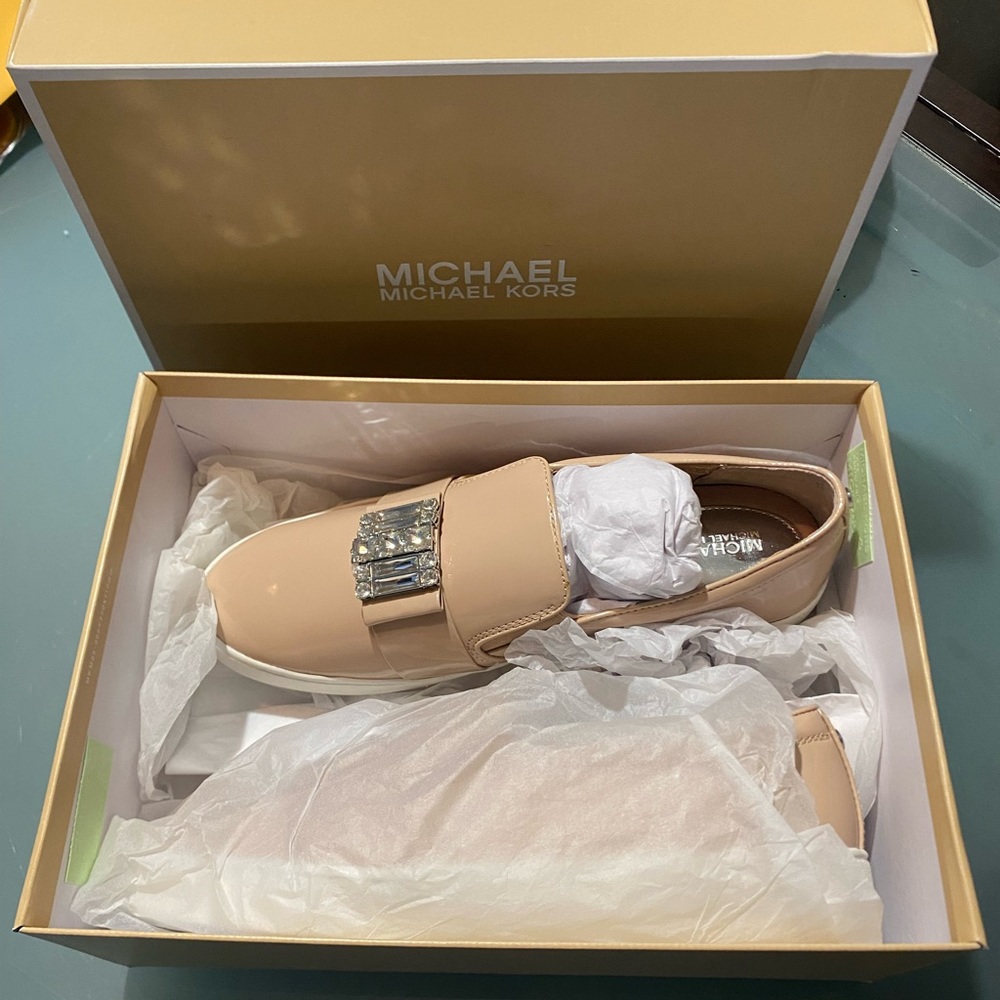 Michael Kors - size:11 - Michelle slip on - Patent- Blush